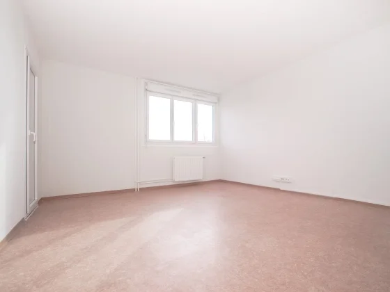 Flat Allée Simone de Beauvoir in Le Creusot