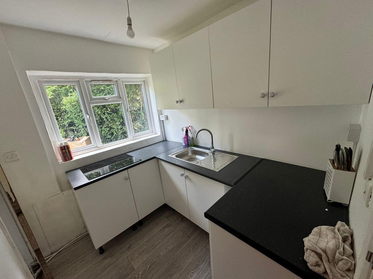 Room Lyon Park Avenue in Greater London