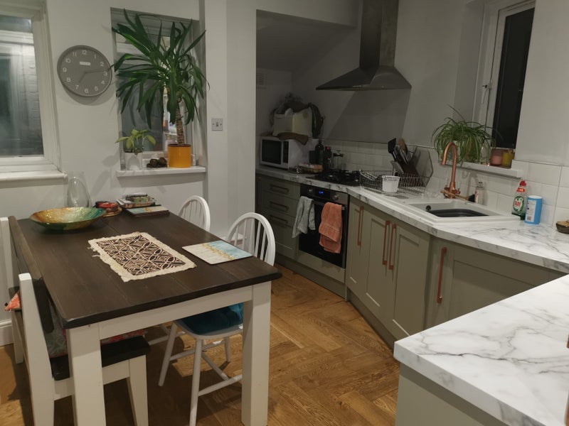 Room Francis Road in Greater London