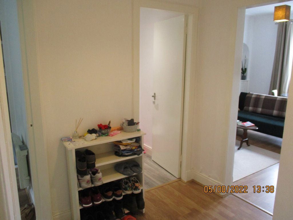 Flat Easson's Angle in Dundee