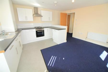 Flat Carlton Road in Nottingham