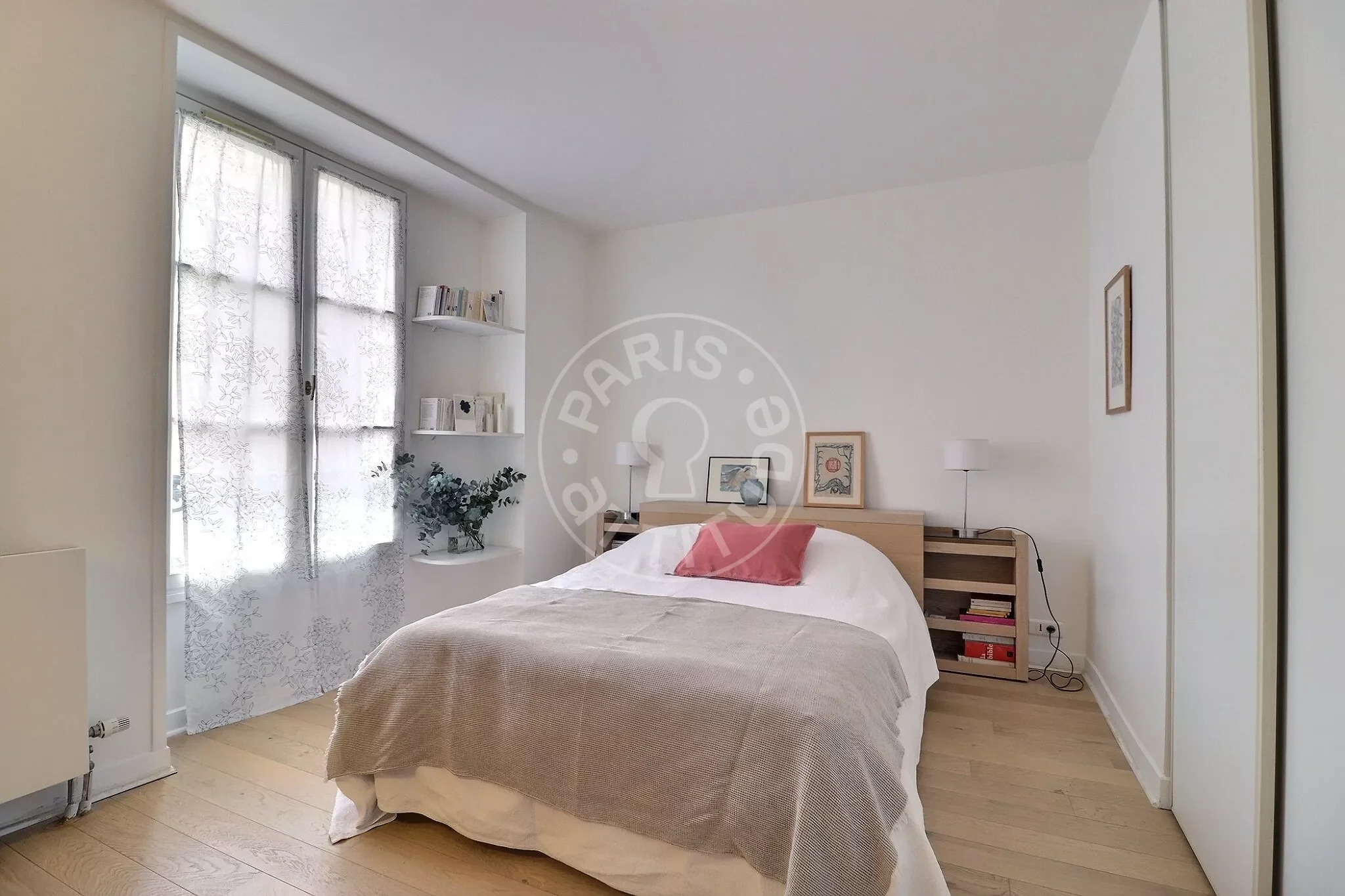 Appartement Rue la Condamine à Paris