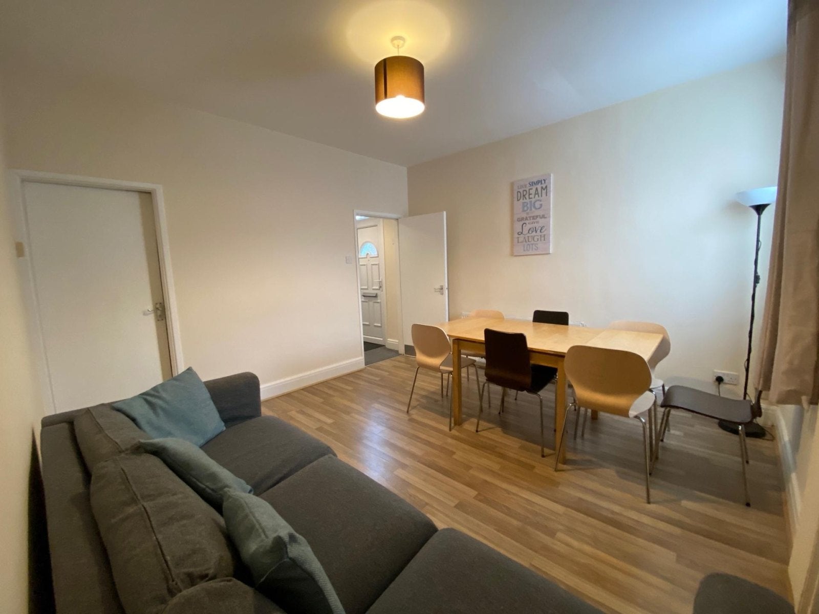 Room Brailsford Road in Nottingham