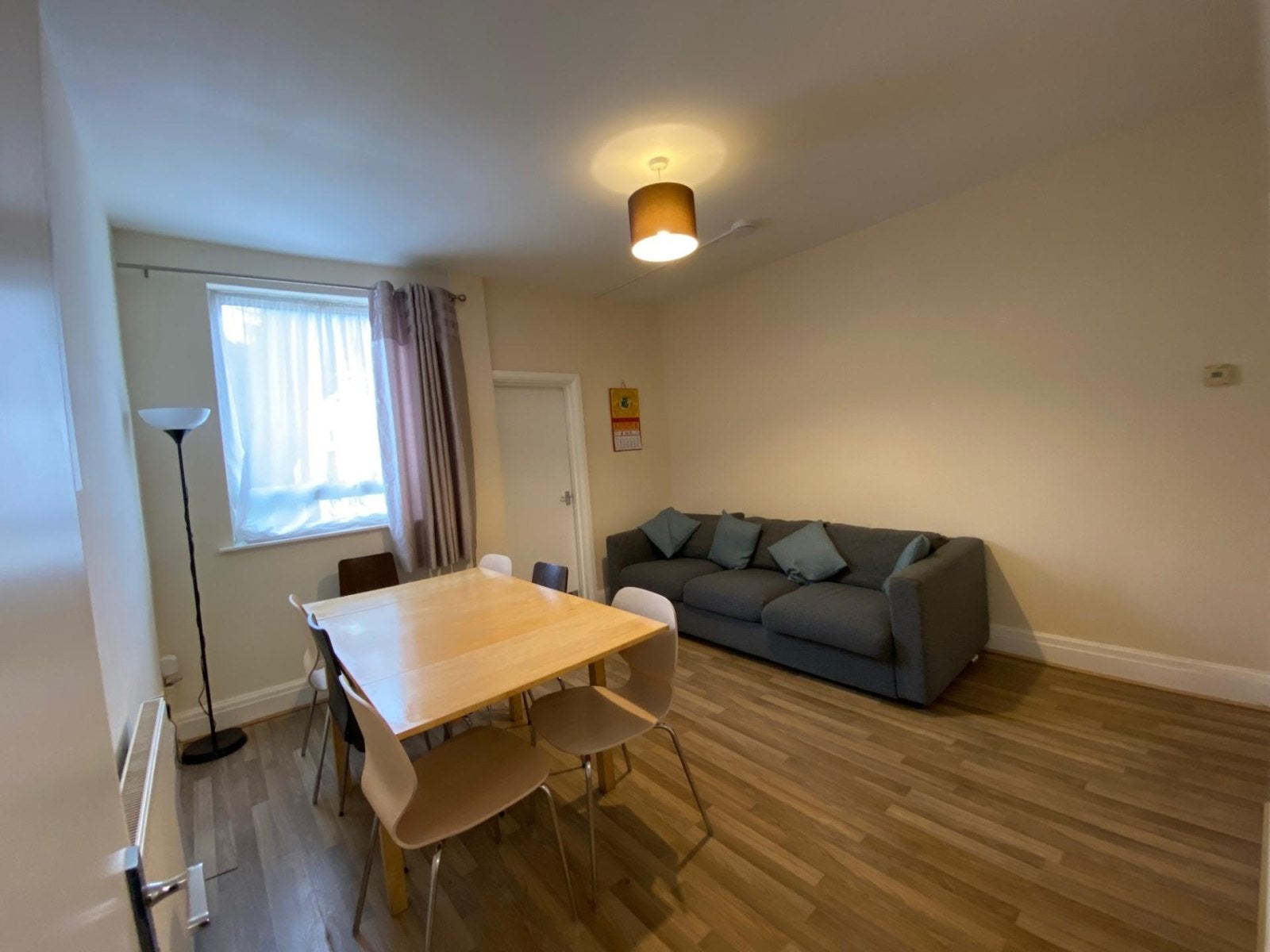 Room Brailsford Road in Nottingham