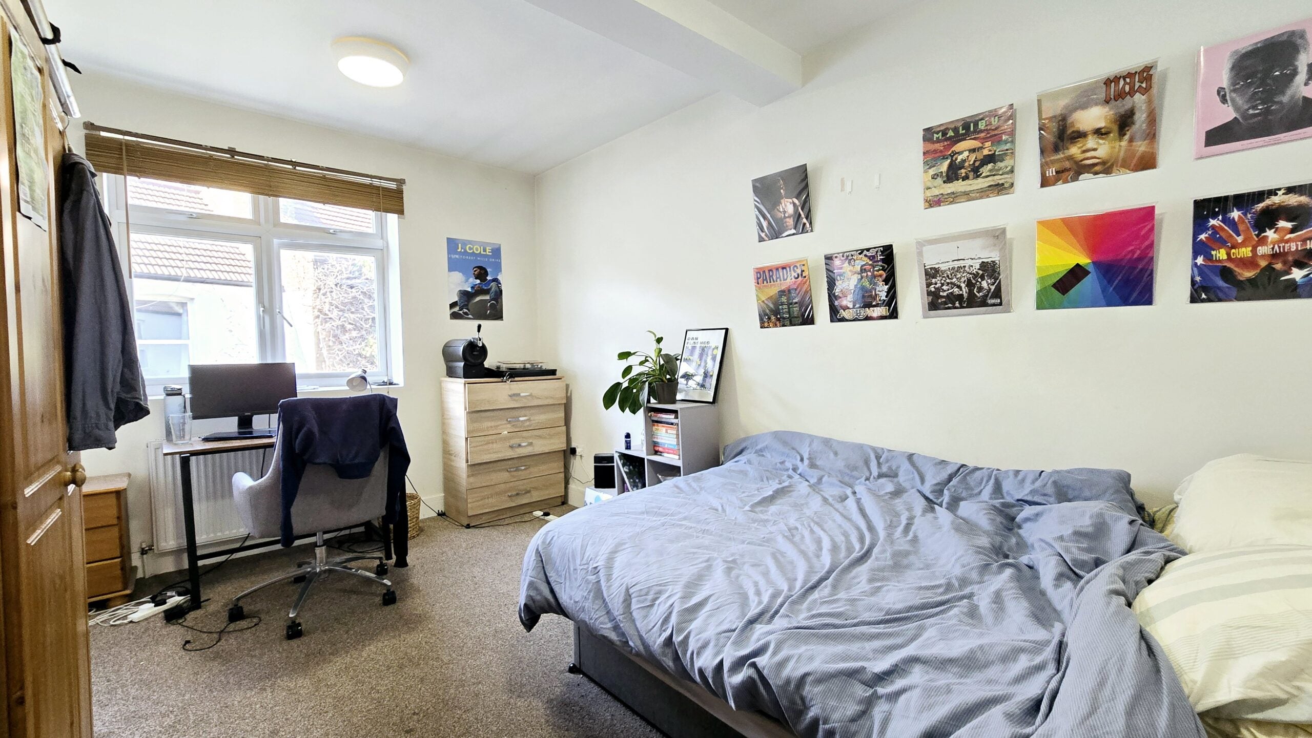 Flat Ashvale Road in Greater London