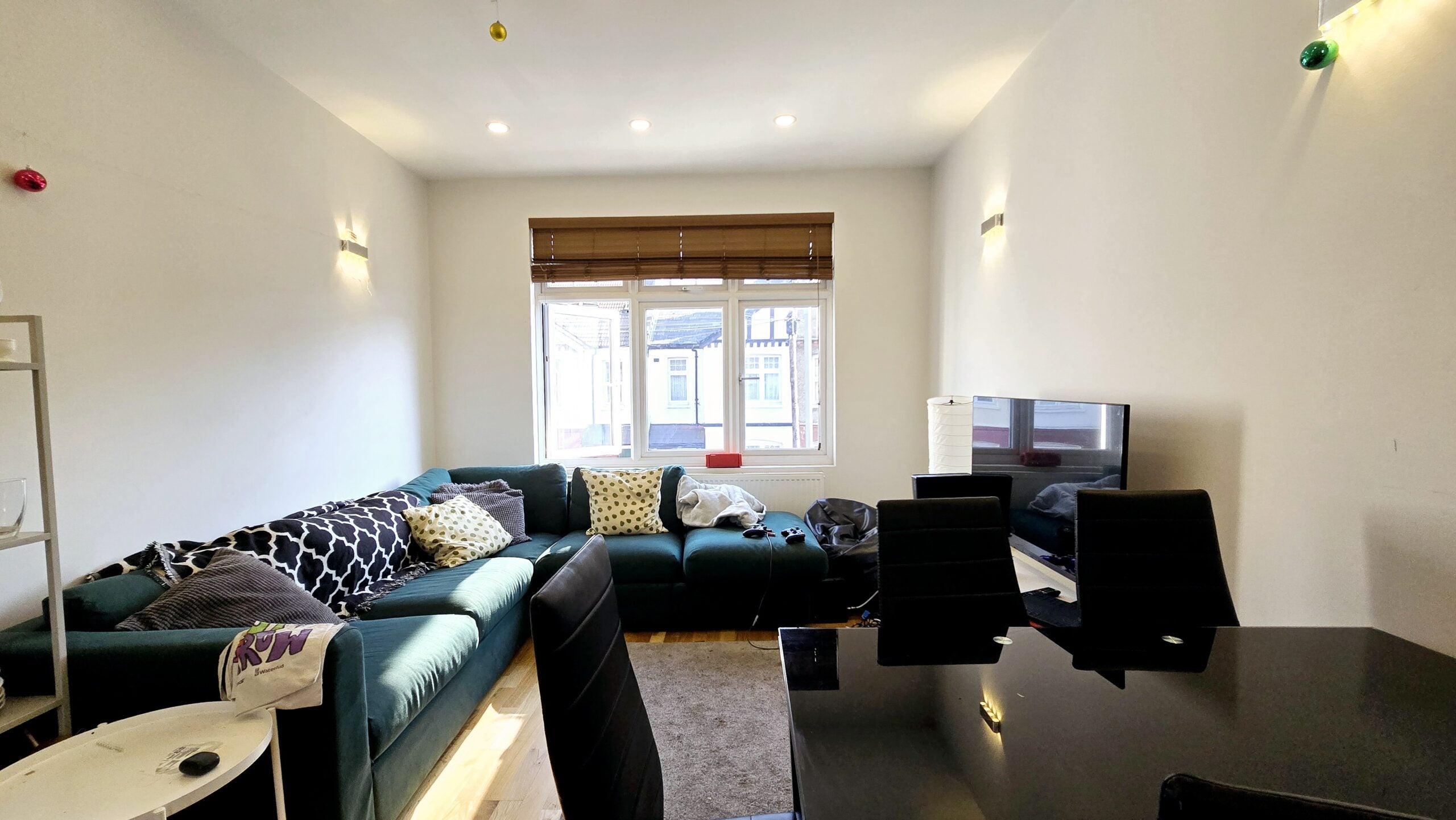 Flat Ashvale Road in Greater London