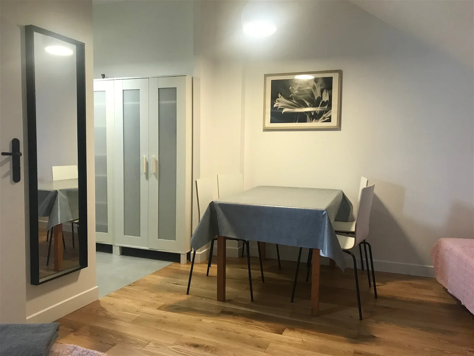 Flat Rue Louis Blanc in Le Pré-Saint-Gervais