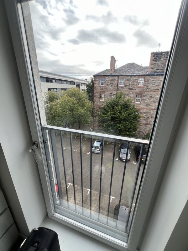 Room McLeod Street in City of Edinburgh