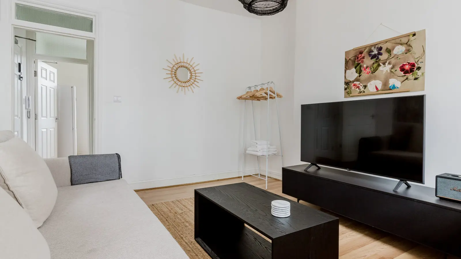 Flat Mornington Crescent in Greater London