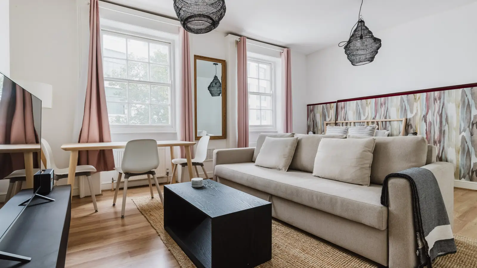 Flat Mornington Crescent in Greater London