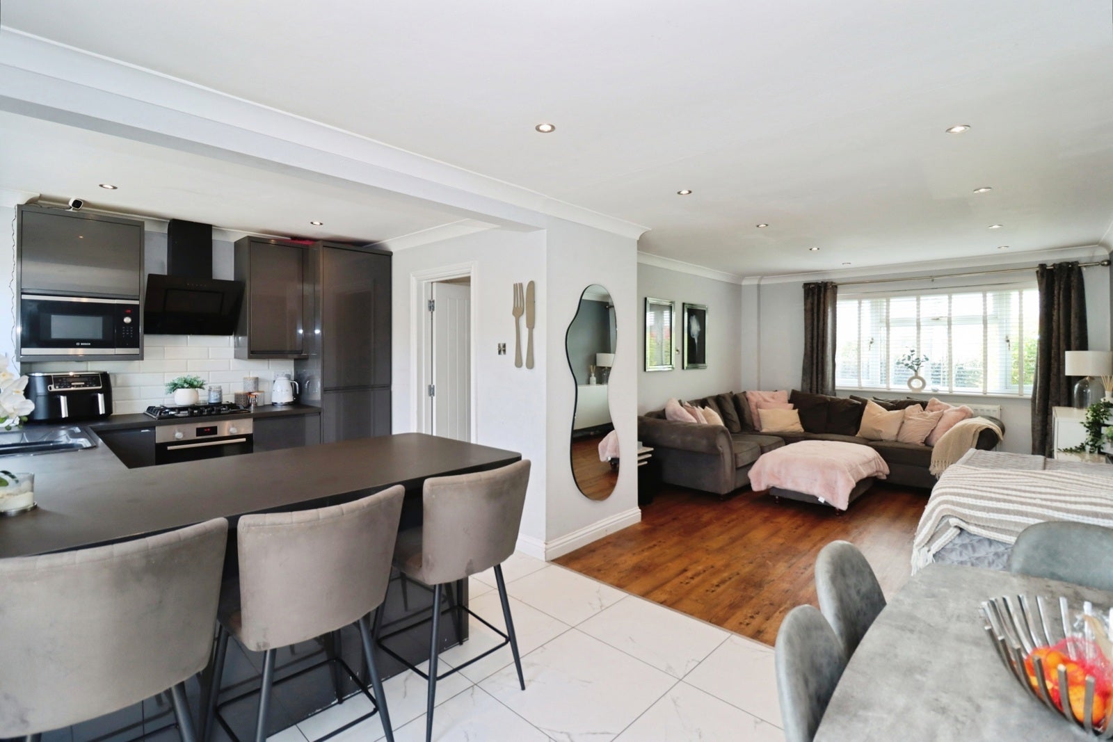 House Kelston Close in Bristol