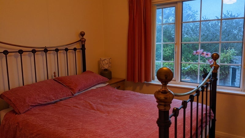 Room Highbury Road in Cardiff