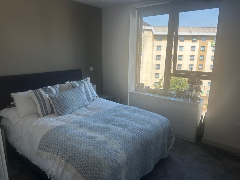 Room Railway Walk in Greater London
