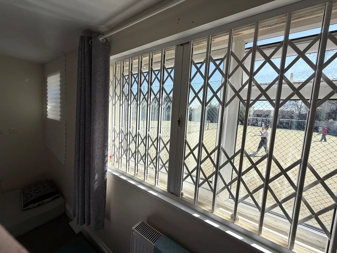 Room Brampton Grove in Greater London