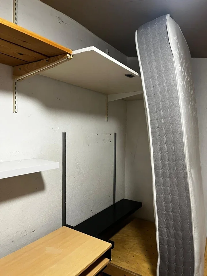 Room Tierney Road in Greater London