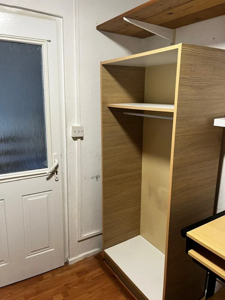 Room Tierney Road in Greater London