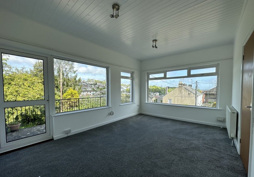 Flat Dunstan Close in Penryn