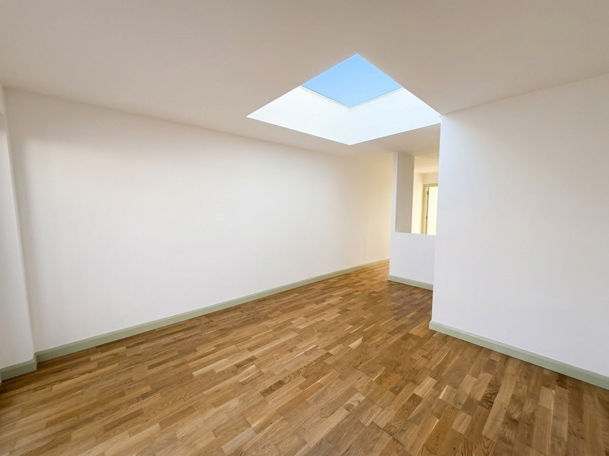 Flat Shushan Close in Greater London