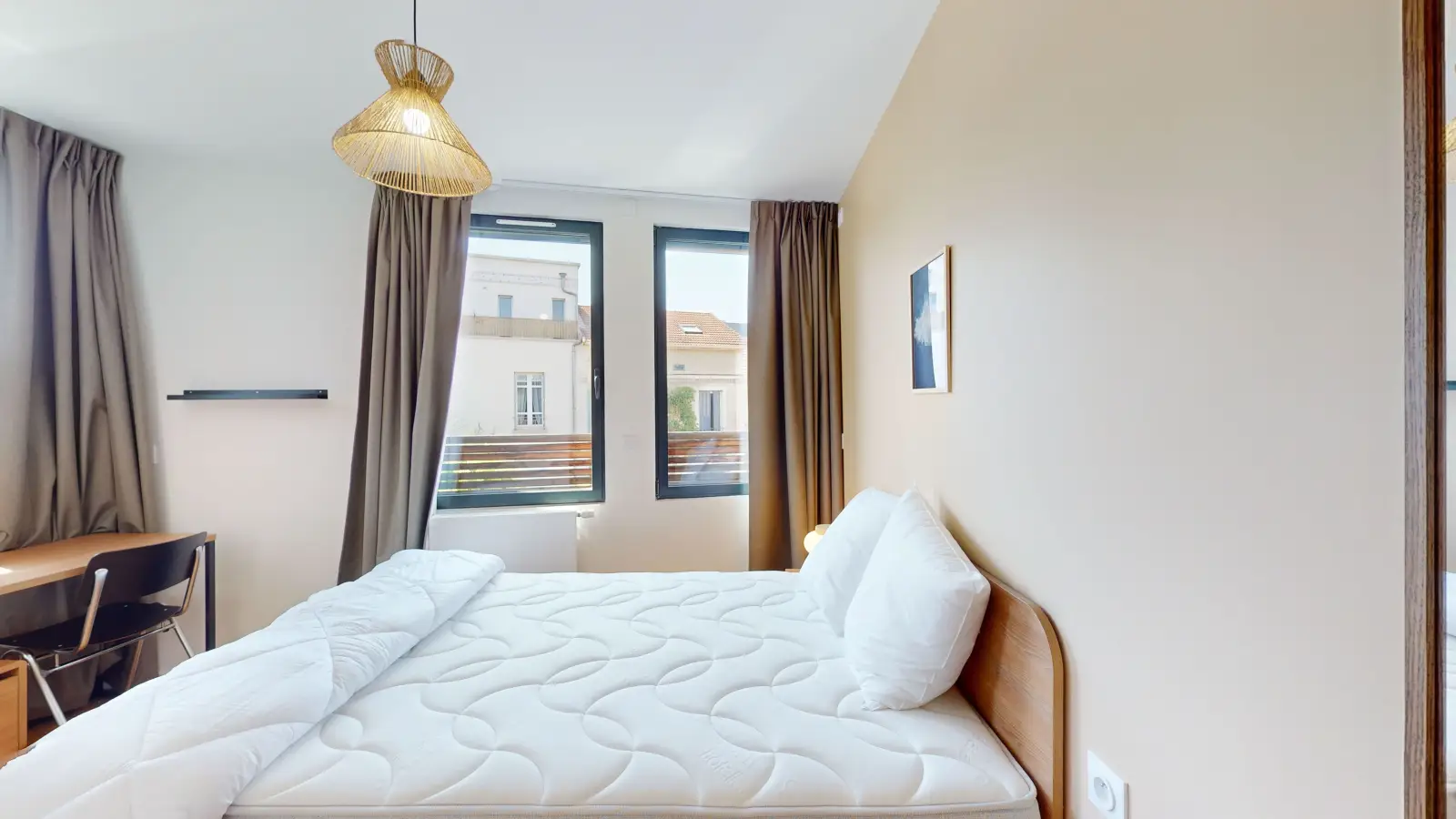 Chambre Rue de la Liberté à Suresnes