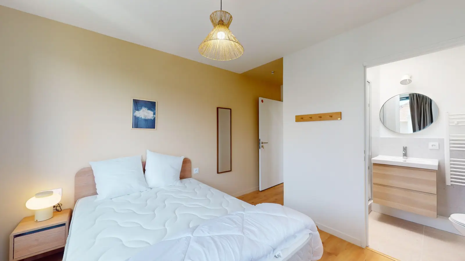 Chambre Rue de la Liberté à Suresnes