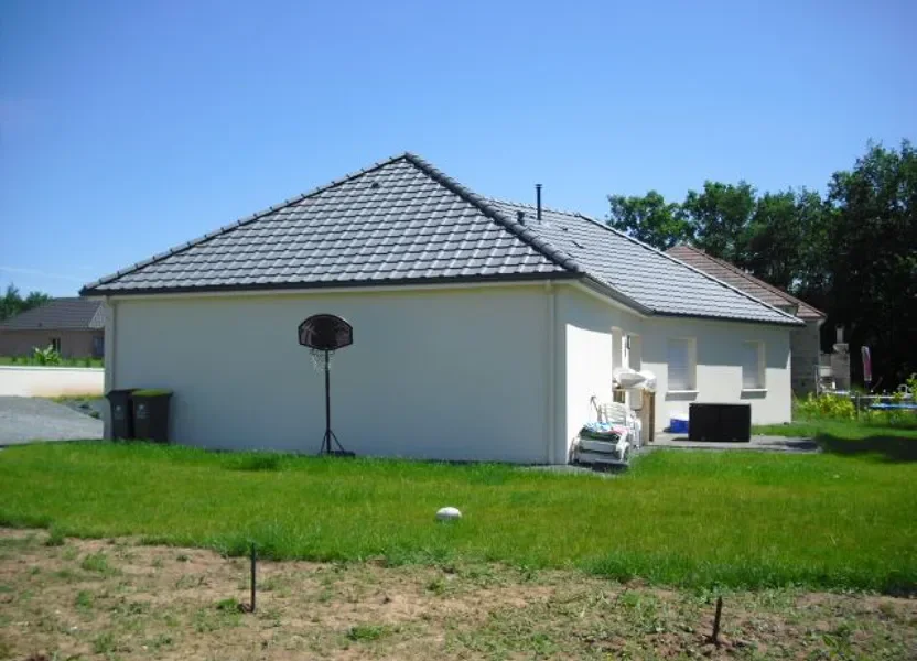 House Impasse du Château d'Eau in Saint-Pantaléon-de-Larche