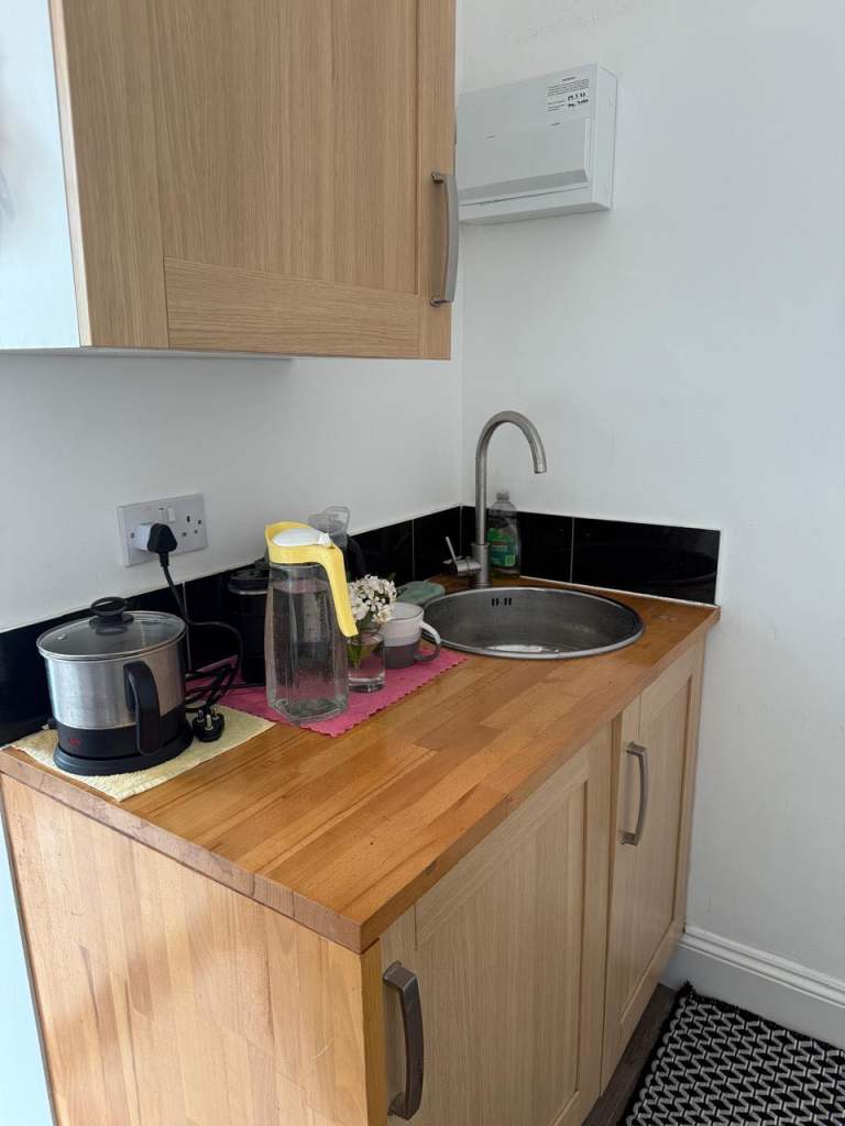 Flat Zetland Road in Bristol