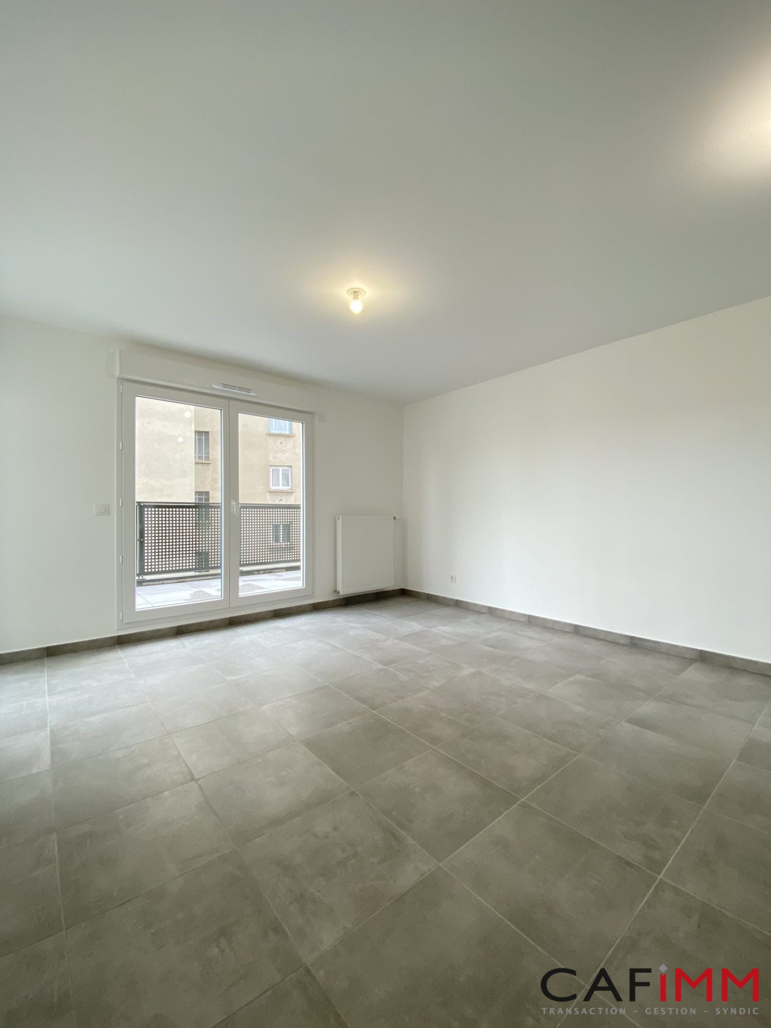 Flat Rue Émile Decorps in Villeurbanne