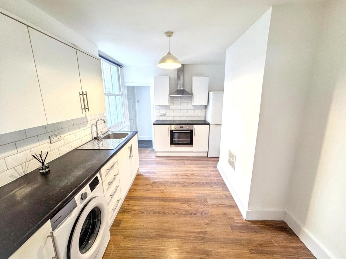 House Ling Road in Greater London
