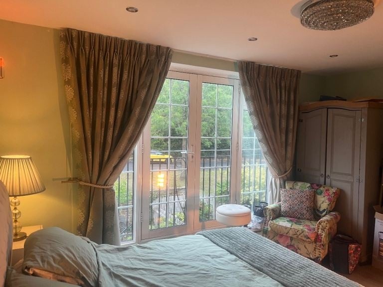 Room Thirlmere Rise in Greater London
