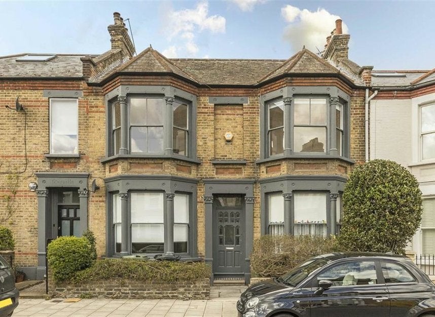 Flat Avignon Road in Greater London
