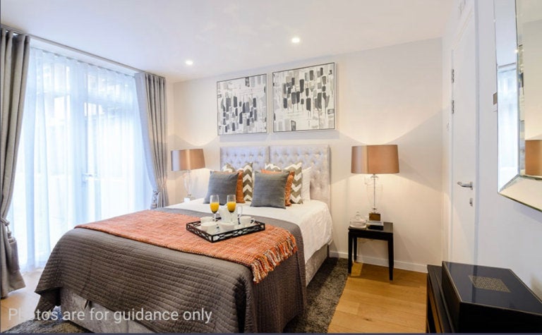 Flat Ashburn Gardens in Greater London