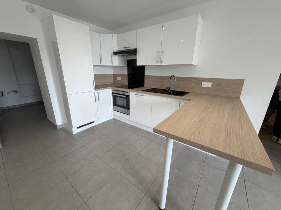 Appartement Route de Saint-Paul de Varax à Saint-André-sur-Vieux-Jonc