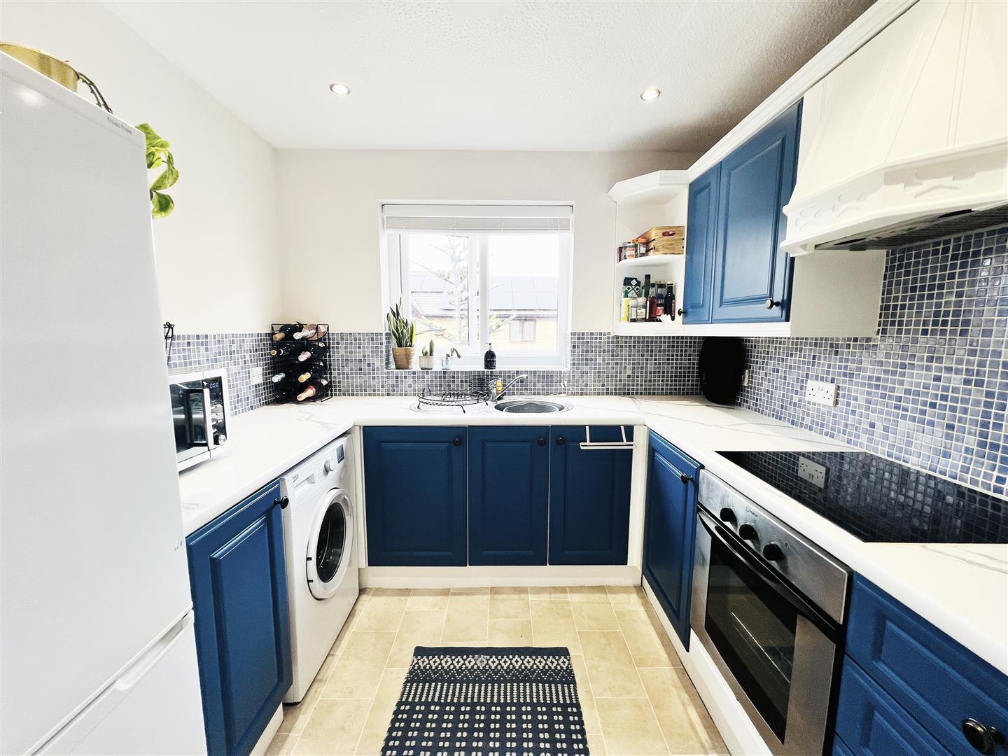 Flat Upper Rodley Lane in Leeds