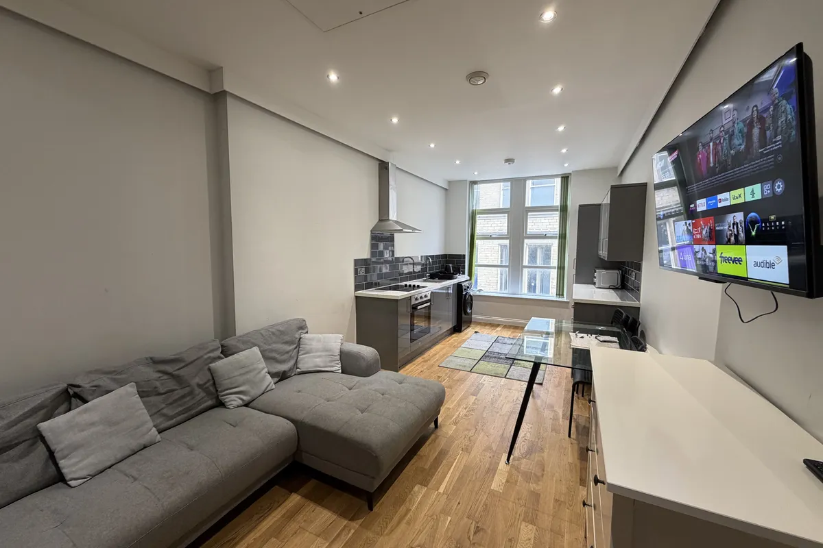 Flat John William Street in Kirklees