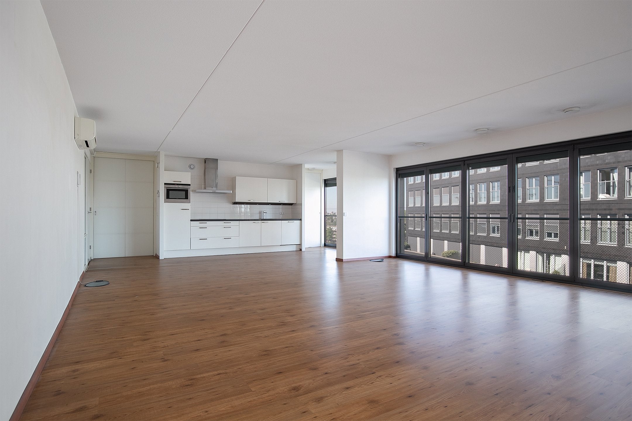 Appartement Groenhoedenveem 105 in Amsterdam