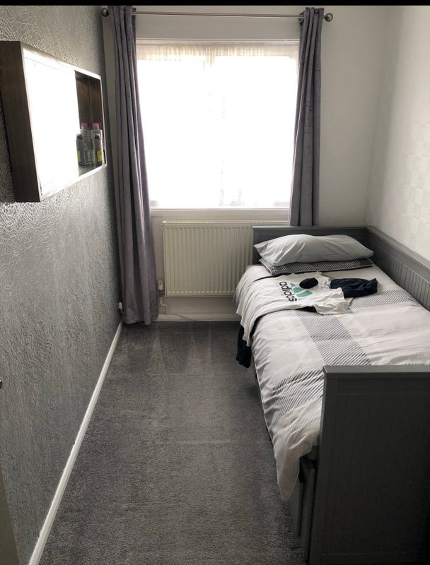 Flat Wheatlands in Greater London