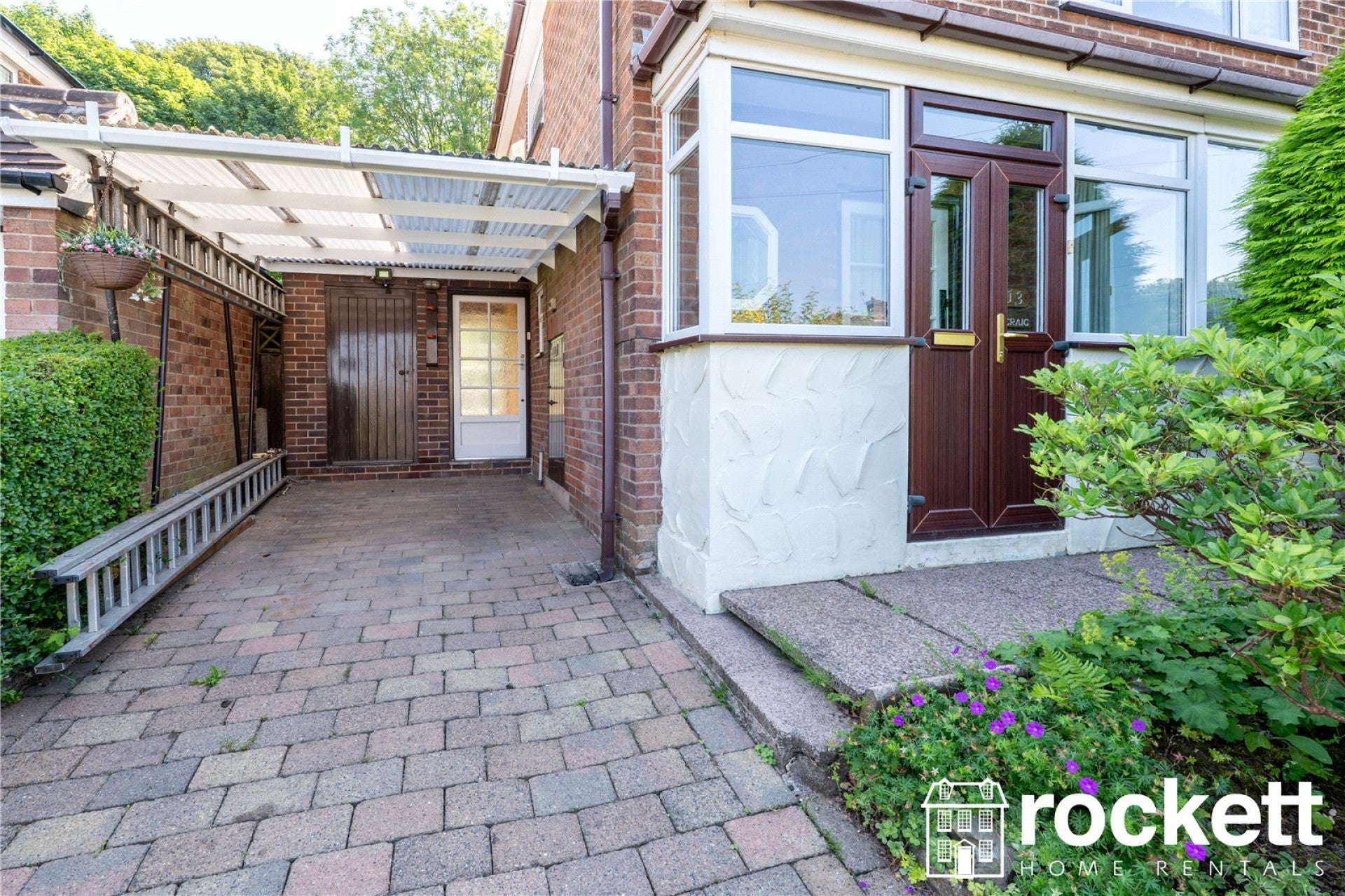 House Quarry Close in Stoke-on-Trent