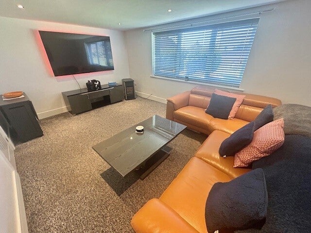 Flat Canberra Court in Blackpool