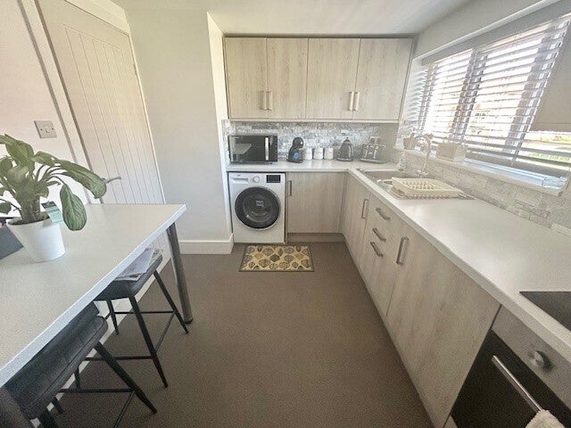 Flat Canberra Court in Blackpool