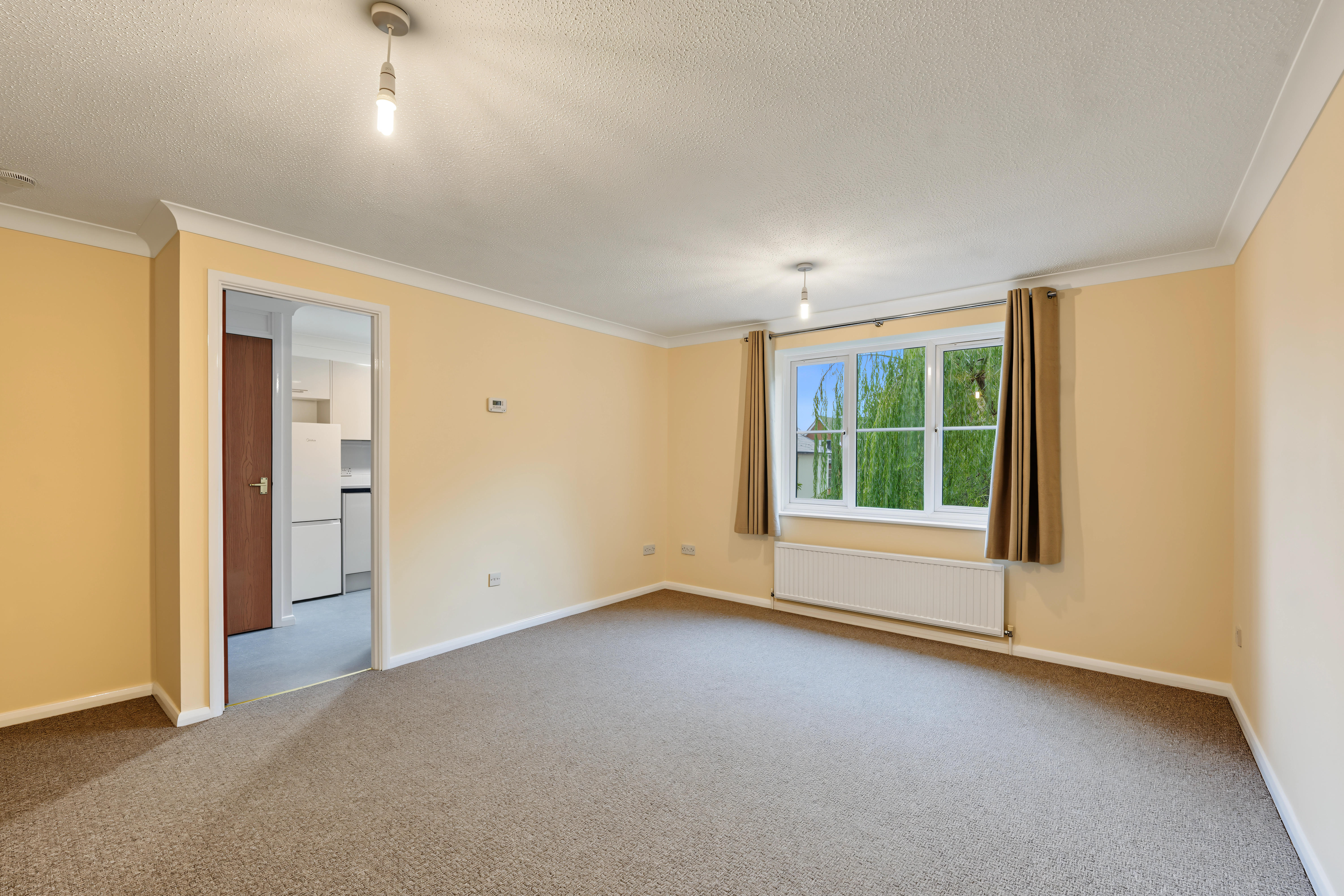 Flat Yeomanry Close in Epsom and Ewell