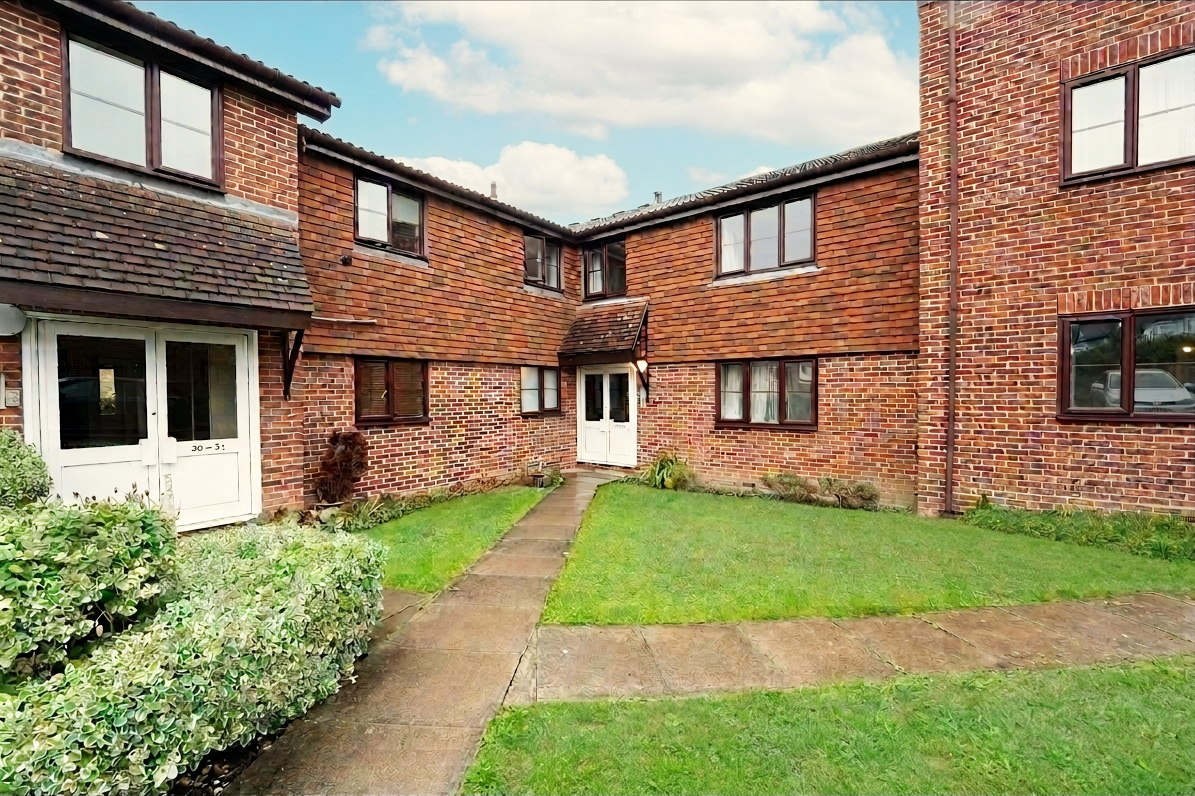 Flat Yeomanry Close in Epsom and Ewell