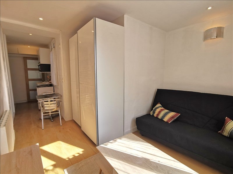 Flat Rue du Ruisseau in Paris