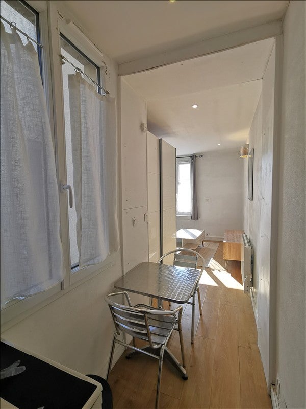 Flat Rue du Ruisseau in Paris