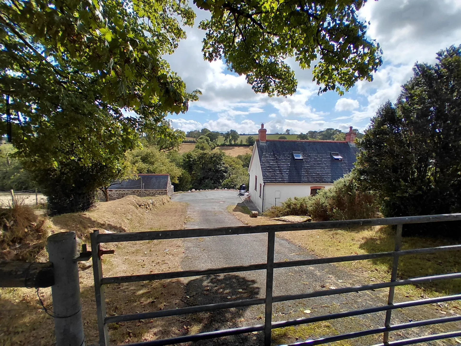 House Feidir Fair in Llanglydwen