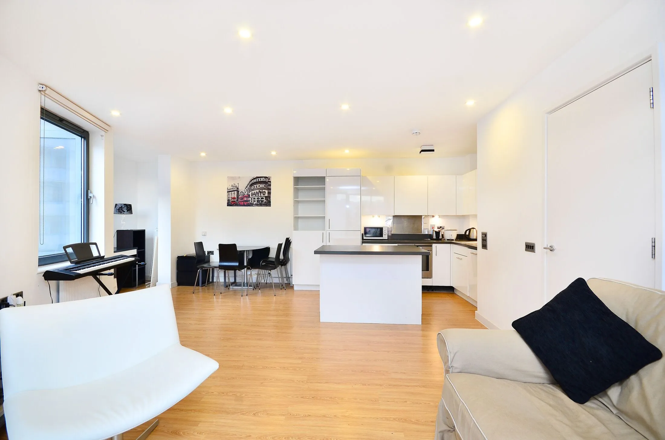 Flat Park Village East in Greater London