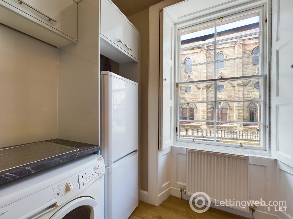 Flat Victoria Street in City of Edinburgh