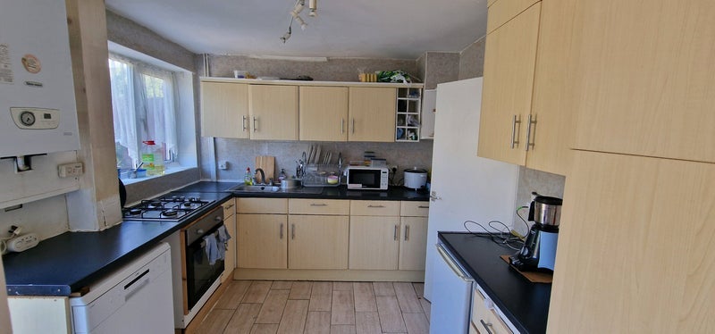 Room Garrick Walk in Crawley