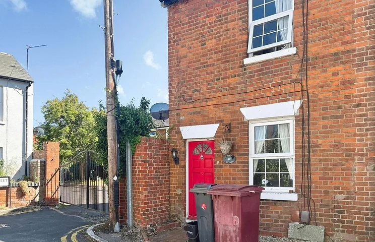 House Eldon Terrace in Reading