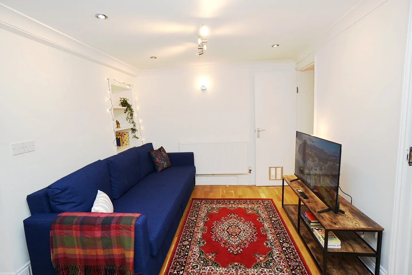 Flat Essex Road in Greater London