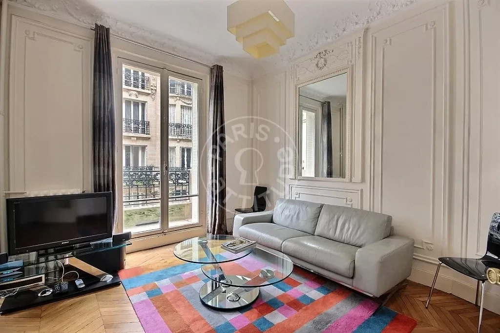 Appartement Rue Raynouard à Paris